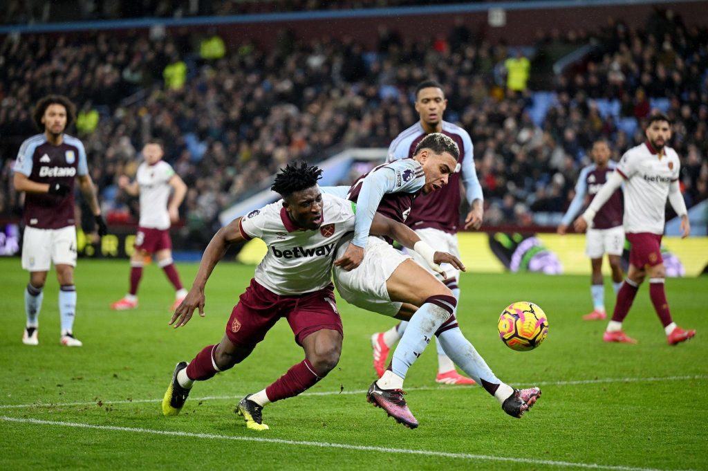 Aston Villa attacking play against West Ham United at Villa Park
